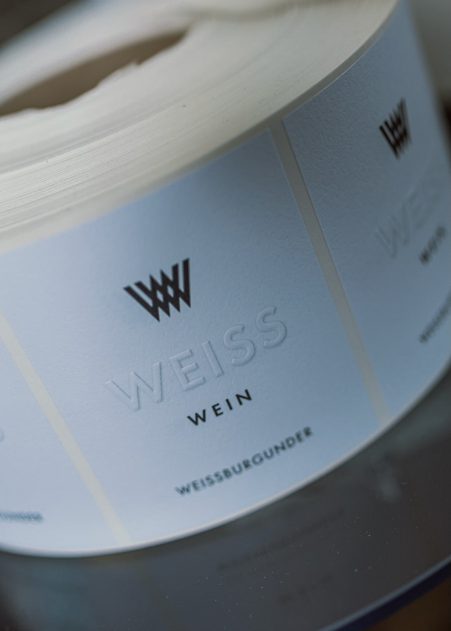 JUWEL Weine | Juliane Eller | Rheinhessen | Wincent Weiss Wein Weissburgunder